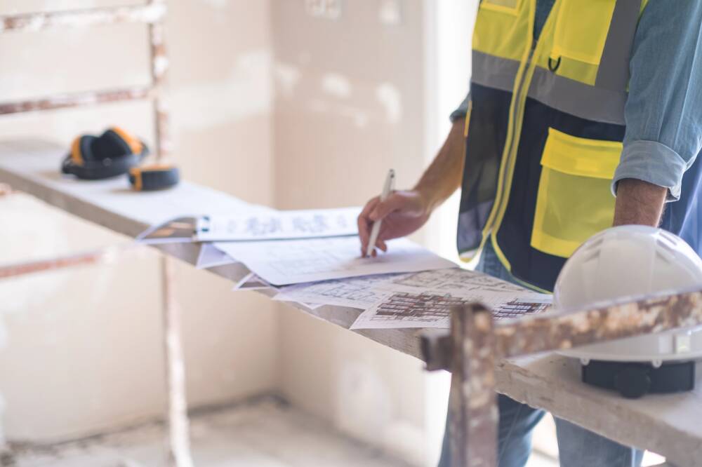 Modernizacja maszyn a dokumentacja CE – kiedy jest obowiązkowa i co musi zawierać?